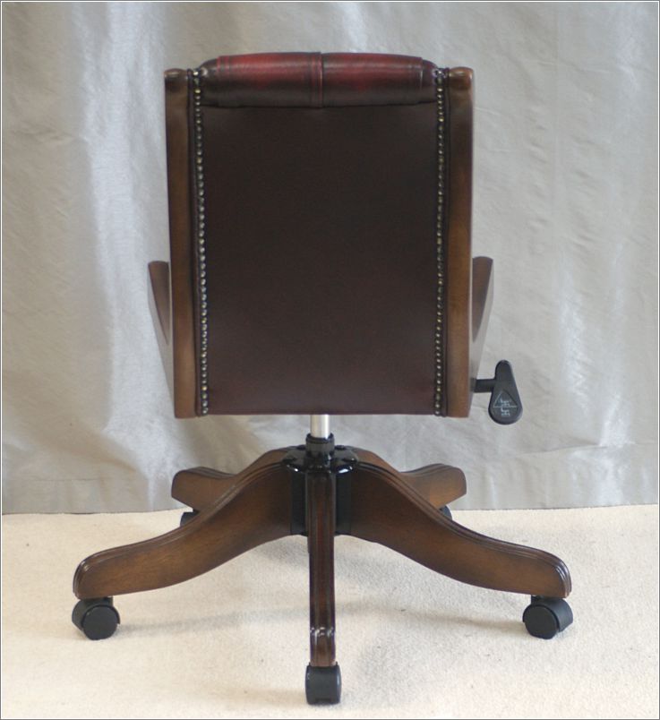 9046 Cambridge Chair in Red (3)